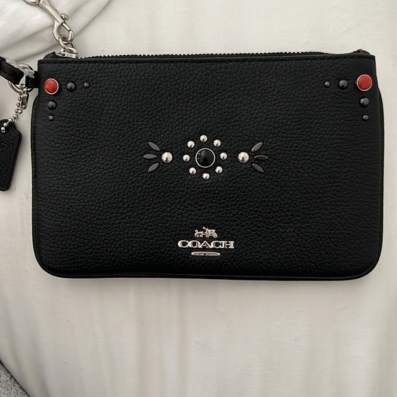 NWT Coach RARE western rivets wristlet!! - Picture 6 of 9